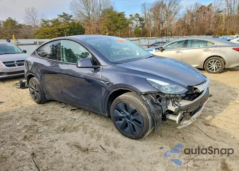 2024 Tesla Model Y из США, поврежденный, VIN 7SAYGDED0RF204882